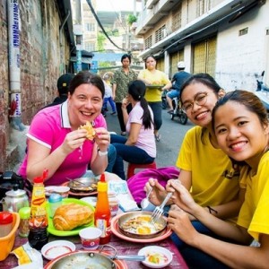 Hoian Street Food Trail Tour